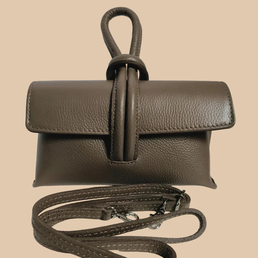 BOLSO GLAMORA DE PIEL ITALIANA CON ASA DE NUDO Y BANDOLERA